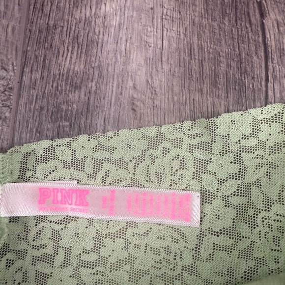 VS Lace Green‎ Thong - Picture 7 of 10